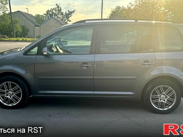 Фольксваген Туран, об'ємом двигуна 1.6 л та пробігом 220 тис. км за 5900 $, фото 2 на Automoto.ua