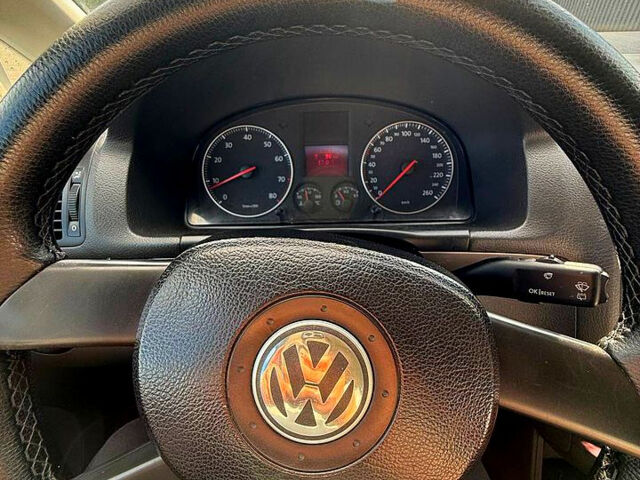 Фольксваген Туран, объемом двигателя 1.6 л и пробегом 0 тыс. км за 5000 $, фото 3 на Automoto.ua