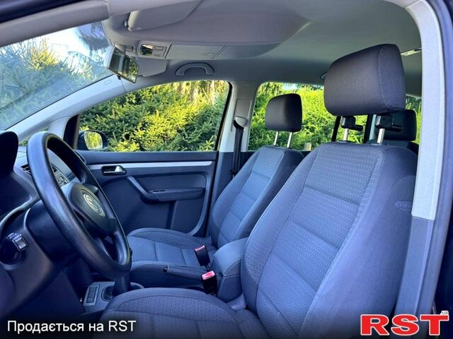 Фольксваген Туран, об'ємом двигуна 1.6 л та пробігом 174 тис. км за 6100 $, фото 7 на Automoto.ua