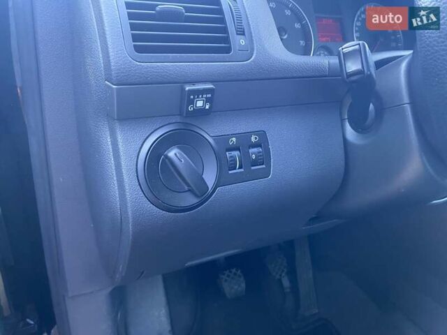 Фольксваген Туран, об'ємом двигуна 0 л та пробігом 200 тис. км за 6200 $, фото 12 на Automoto.ua