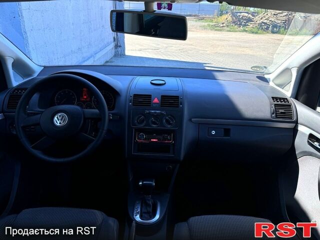 Фольксваген Туран, об'ємом двигуна 1.6 л та пробігом 171 тис. км за 6700 $, фото 5 на Automoto.ua