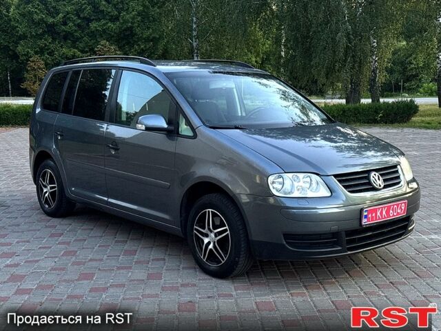Фольксваген Туран, объемом двигателя 1.6 л и пробегом 269 тыс. км за 5999 $, фото 2 на Automoto.ua