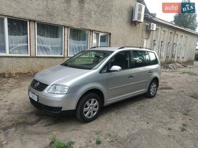 Фольксваген Туран, объемом двигателя 1.6 л и пробегом 312 тыс. км за 5400 $, фото 3 на Automoto.ua