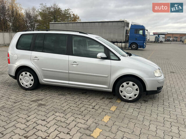 Фольксваген Туран 2005 в Сарнах на Automoto.ua Фольксваген Туран, объемом двигателя 1.6 л и пробегом 159 тыс. км за 5400 $, фото 2 на Automoto.ua