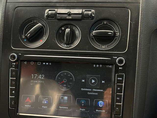 Фольксваген Туран, объемом двигателя 1.6 л и пробегом 0 тыс. км за 5000 $, фото 1 на Automoto.ua