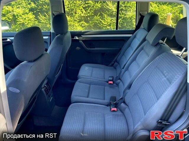 Фольксваген Туран, об'ємом двигуна 1.6 л та пробігом 210 тис. км за 6050 $, фото 5 на Automoto.ua