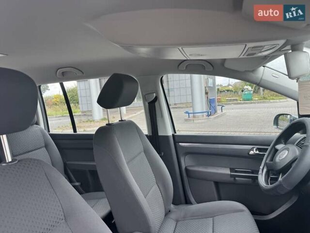 Фольксваген Туран, объемом двигателя 1.6 л и пробегом 208 тыс. км за 6300 $, фото 15 на Automoto.ua