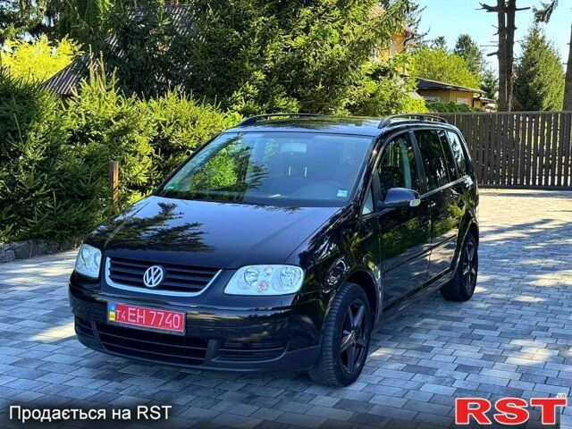 Фольксваген Туран, об'ємом двигуна 1.6 л та пробігом 174 тис. км за 6100 $, фото 1 на Automoto.ua