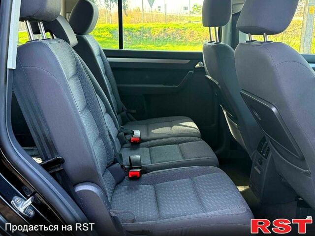 Фольксваген Туран, об'ємом двигуна 16 л та пробігом 209 тис. км за 6000 $, фото 12 на Automoto.ua