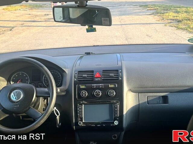 Фольксваген Туран, об'ємом двигуна 1.6 л та пробігом 220 тис. км за 5900 $, фото 7 на Automoto.ua