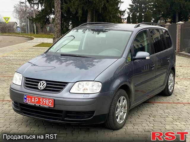 Фольксваген Туран, объемом двигателя 1.6 л и пробегом 226 тыс. км за 6300 $, фото 2 на Automoto.ua