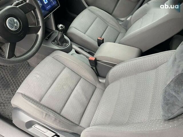 Фольксваген Туран, объемом двигателя 1.6 л и пробегом 233 тыс. км за 6500 $, фото 23 на Automoto.ua