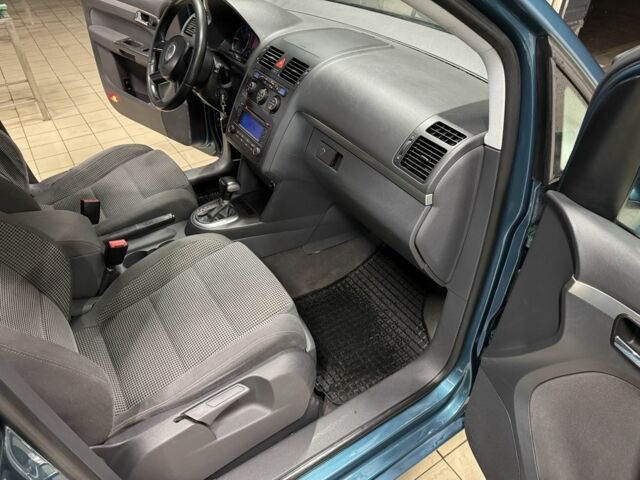 Фольксваген Туран, объемом двигателя 1.9 л и пробегом 263 тыс. км за 3229 $, фото 15 на Automoto.ua