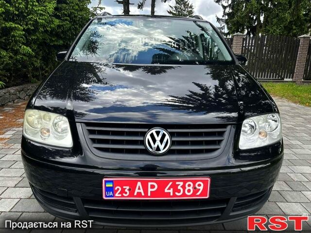 Фольксваген Туран, об'ємом двигуна 16 л та пробігом 209 тис. км за 6000 $, фото 2 на Automoto.ua