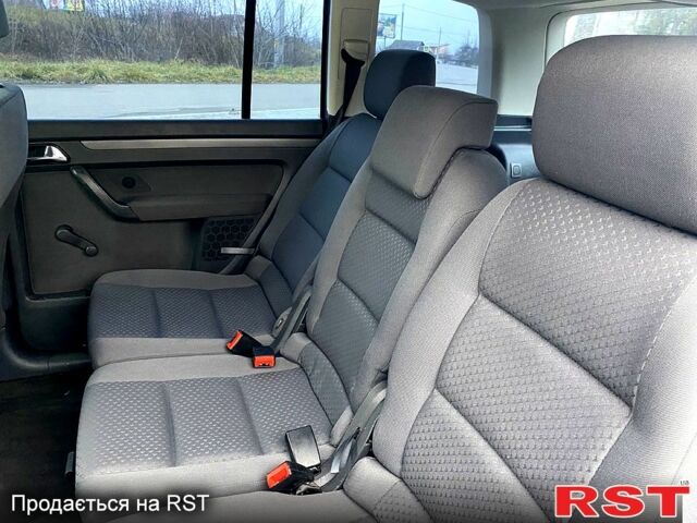 Фольксваген Туран, объемом двигателя 1.6 л и пробегом 226 тыс. км за 6300 $, фото 10 на Automoto.ua