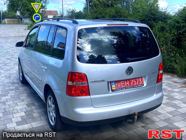 Фольксваген Туран, объемом двигателя 1.6 л и пробегом 202 тыс. км за 5800 $, фото 4 на Automoto.ua