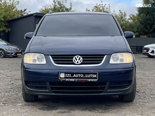 Фольксваген Туран, объемом двигателя 1.6 л и пробегом 233 тыс. км за 6500 $, фото 1 на Automoto.ua