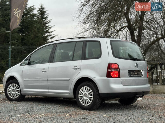 Фольксваген Туран, объемом двигателя 2 л и пробегом 217 тыс. км за 5450 $, фото 16 на Automoto.ua