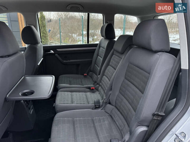 Фольксваген Туран, объемом двигателя 2 л и пробегом 217 тыс. км за 5450 $, фото 25 на Automoto.ua