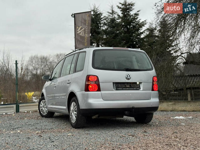Фольксваген Туран, объемом двигателя 2 л и пробегом 217 тыс. км за 5450 $, фото 22 на Automoto.ua
