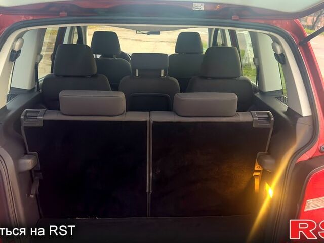 Фольксваген Туран, объемом двигателя 1.6 л и пробегом 165 тыс. км за 6400 $, фото 10 на Automoto.ua