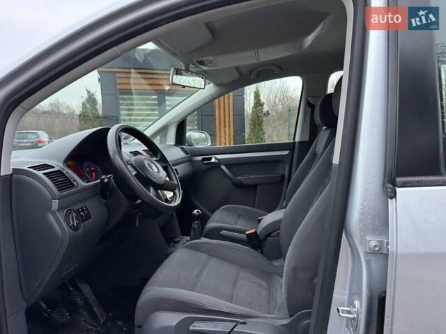 Фольксваген Туран, объемом двигателя 2 л и пробегом 217 тыс. км за 5450 $, фото 31 на Automoto.ua