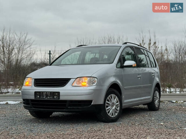 Фольксваген Туран, объемом двигателя 2 л и пробегом 217 тыс. км за 5450 $, фото 4 на Automoto.ua