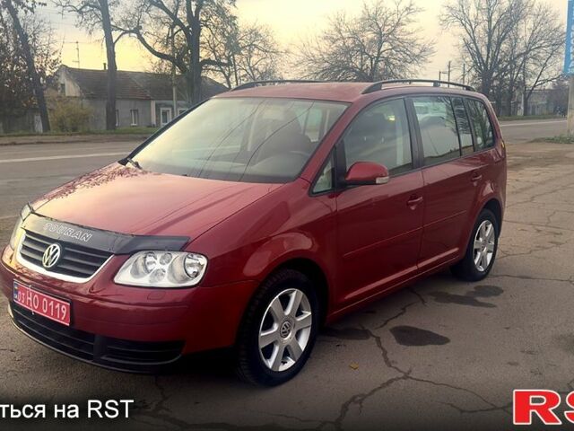 Фольксваген Туран, объемом двигателя 1.6 л и пробегом 165 тыс. км за 6400 $, фото 2 на Automoto.ua