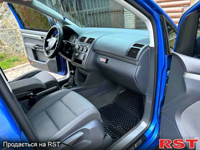 Фольксваген Туран, об'ємом двигуна 2 л та пробігом 215 тис. км за 6200 $, фото 6 на Automoto.ua