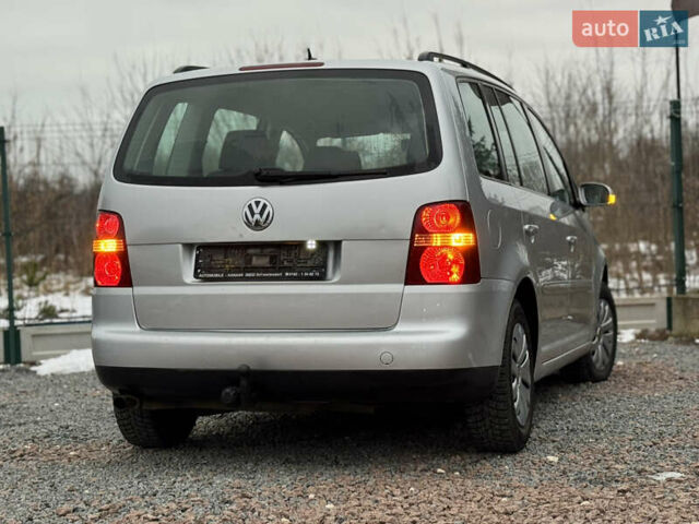 Фольксваген Туран, объемом двигателя 2 л и пробегом 217 тыс. км за 5450 $, фото 19 на Automoto.ua
