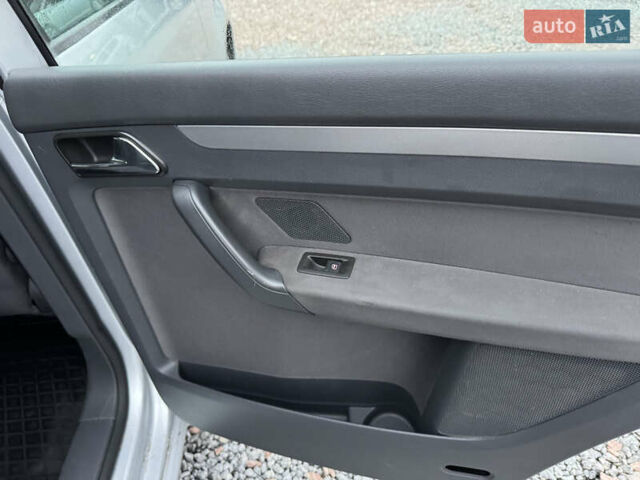 Фольксваген Туран, объемом двигателя 2 л и пробегом 217 тыс. км за 5450 $, фото 7 на Automoto.ua