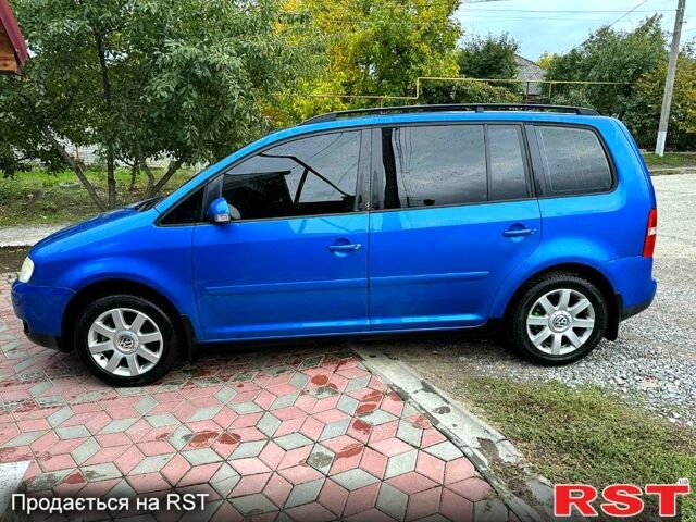 Фольксваген Туран, об'ємом двигуна 2 л та пробігом 215 тис. км за 6200 $, фото 4 на Automoto.ua