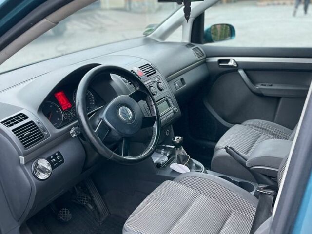 Фольксваген Туран, об'ємом двигуна 1.9 л та пробігом 300 тис. км за 2150 $, фото 5 на Automoto.ua