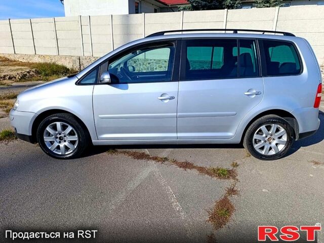 Фольксваген Туран, объемом двигателя 1.6 л и пробегом 243 тыс. км за 5999 $, фото 4 на Automoto.ua