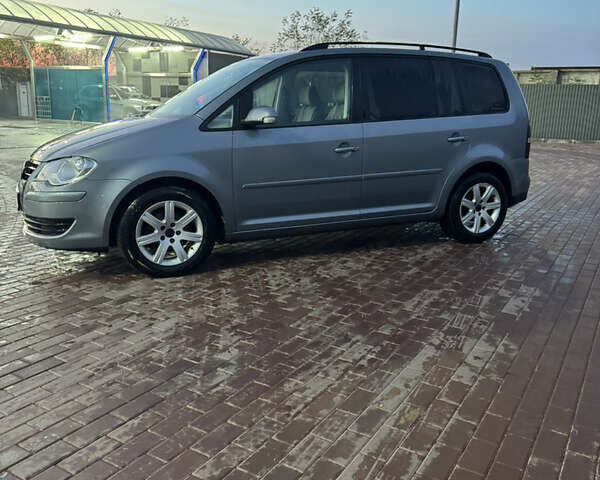 Фольксваген Туран, об'ємом двигуна 1.9 л та пробігом 350 тис. км за 6250 $, фото 2 на Automoto.ua