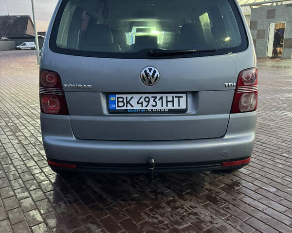 Фольксваген Туран, об'ємом двигуна 1.9 л та пробігом 350 тис. км за 6250 $, фото 4 на Automoto.ua