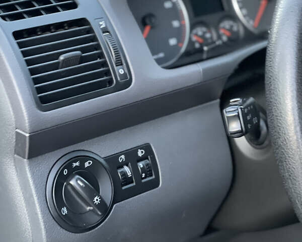 Фольксваген Туран, объемом двигателя 0 л и пробегом 247 тыс. км за 7750 $, фото 11 на Automoto.ua