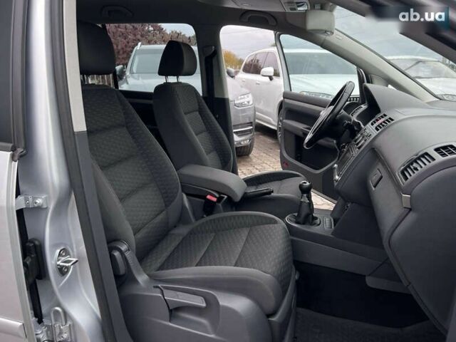 Фольксваген Туран, объемом двигателя 1.6 л и пробегом 271 тыс. км за 7490 $, фото 25 на Automoto.ua