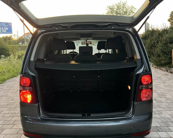 Фольксваген Туран, объемом двигателя 1.4 л и пробегом 140 тыс. км за 7600 $, фото 11 на Automoto.ua