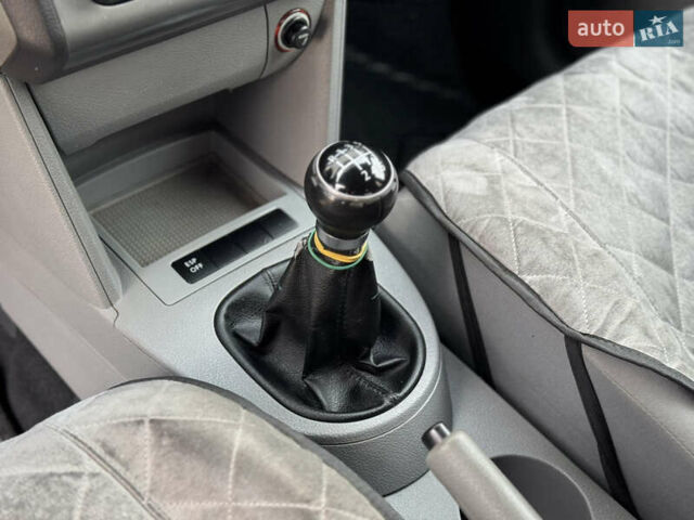 Фольксваген Туран, об'ємом двигуна 1.9 л та пробігом 358 тис. км за 5999 $, фото 40 на Automoto.ua