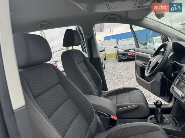 Фольксваген Туран, объемом двигателя 1.6 л и пробегом 211 тыс. км за 8200 $, фото 29 на Automoto.ua