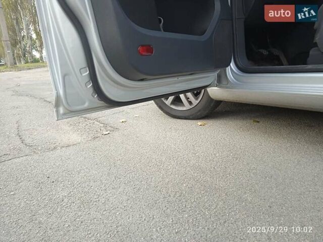 Фольксваген Туран, объемом двигателя 1.4 л и пробегом 230 тыс. км за 6999 $, фото 4 на Automoto.ua