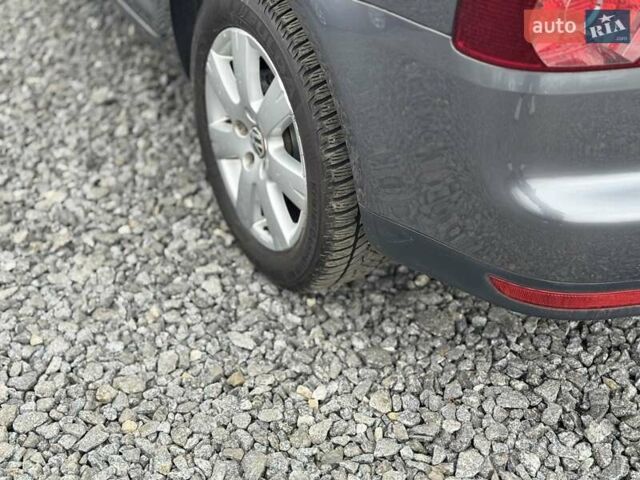 Фольксваген Туран, объемом двигателя 1.6 л и пробегом 211 тыс. км за 8200 $, фото 6 на Automoto.ua