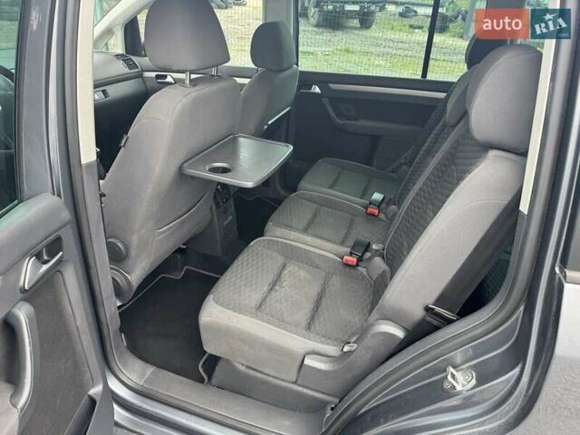 Фольксваген Туран, объемом двигателя 1.6 л и пробегом 211 тыс. км за 8200 $, фото 23 на Automoto.ua