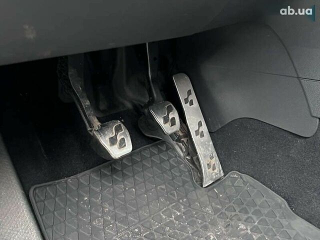 Фольксваген Туран, объемом двигателя 1.6 л и пробегом 271 тыс. км за 7490 $, фото 23 на Automoto.ua