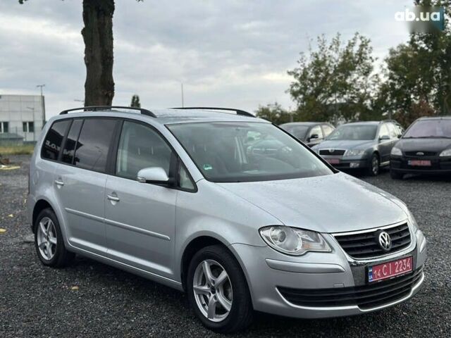 Фольксваген Туран, об'ємом двигуна 1.6 л та пробігом 228 тис. км за 8000 $, фото 9 на Automoto.ua