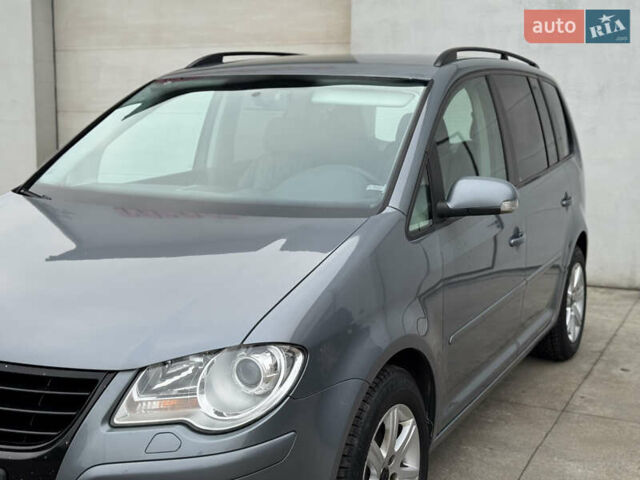 Фольксваген Туран, об'ємом двигуна 1.9 л та пробігом 358 тис. км за 5999 $, фото 4 на Automoto.ua