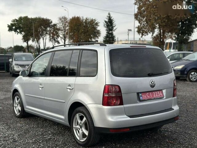 Фольксваген Туран, об'ємом двигуна 1.6 л та пробігом 228 тис. км за 8000 $, фото 19 на Automoto.ua