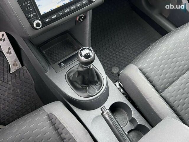 Фольксваген Туран, объемом двигателя 1.6 л и пробегом 271 тыс. км за 7490 $, фото 20 на Automoto.ua