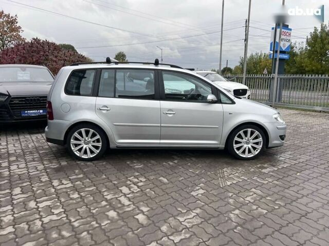 Фольксваген Туран, объемом двигателя 1.6 л и пробегом 271 тыс. км за 7490 $, фото 1 на Automoto.ua